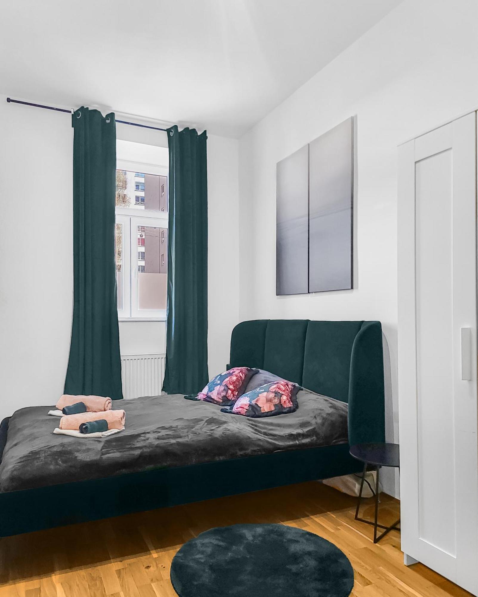 N-West Apartment Виена Екстериор снимка