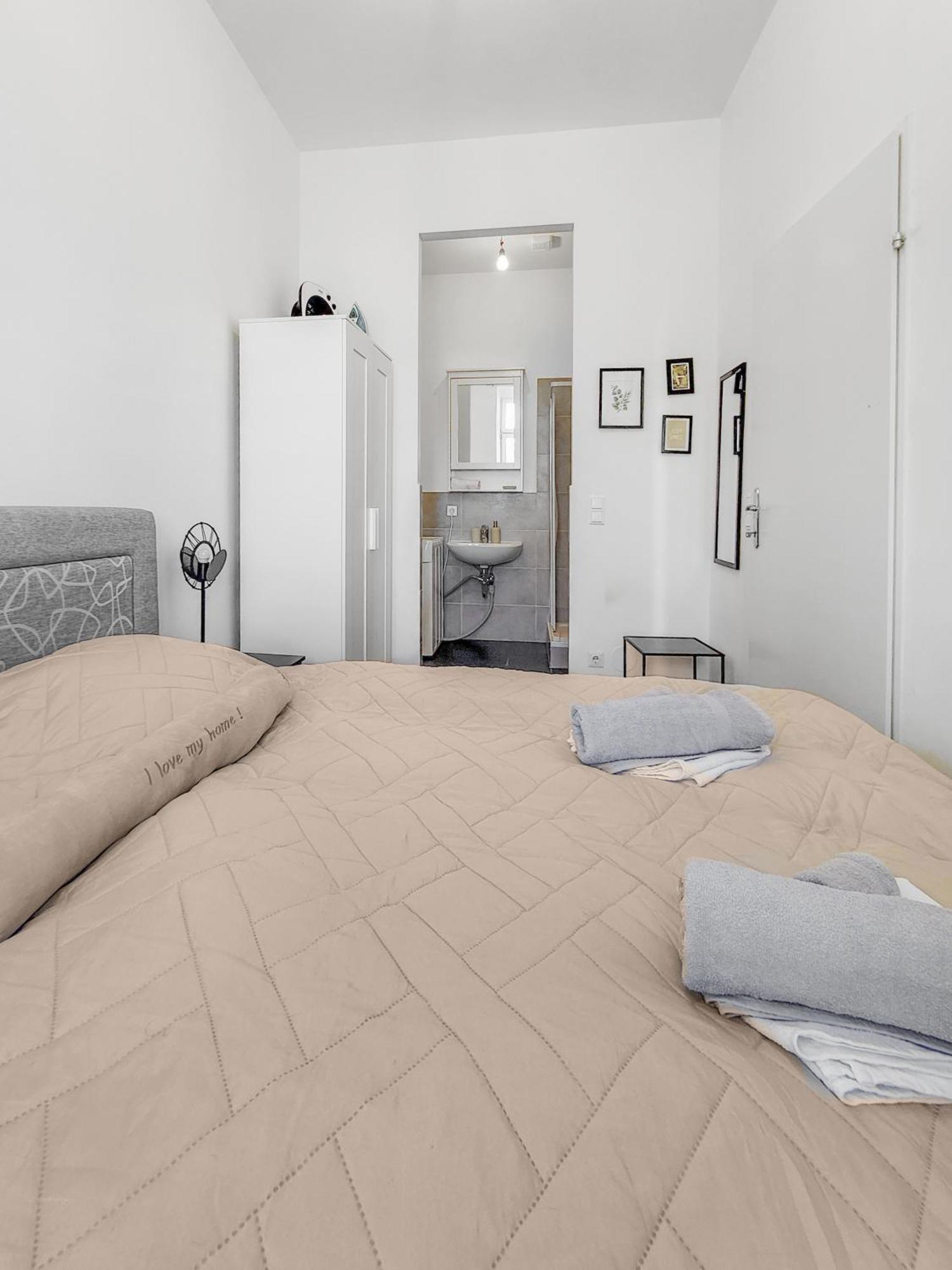 N-West Apartment Виена Стая снимка